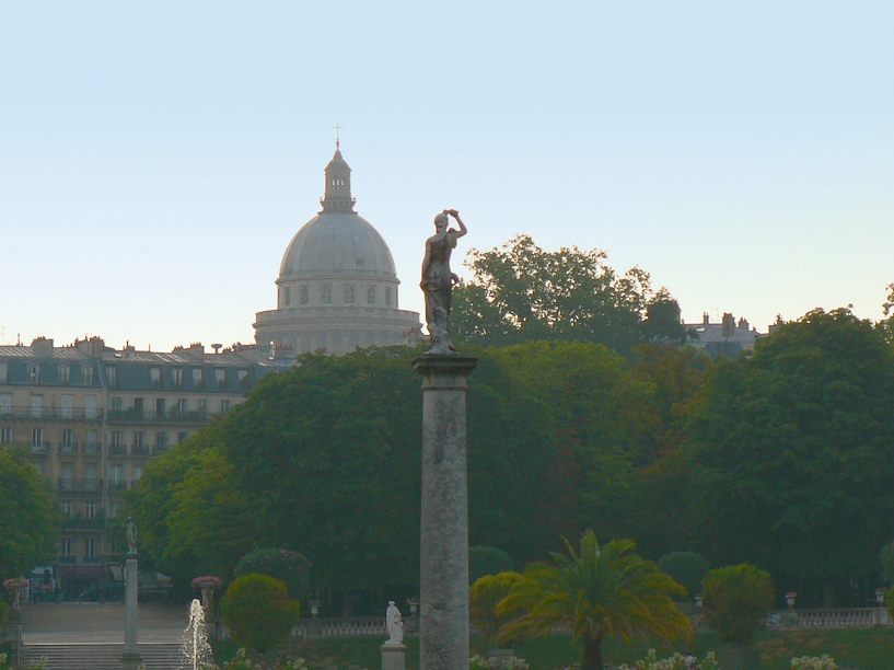 Le Pantheon: Le Pantheon  vu du Jardin du Luxembourg 049